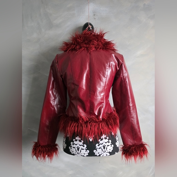 90's 00's Vintage Red Faux Leather Crop Penny Lane Y2k Jacket Fuzzy Sz S - Picture 5 of 16